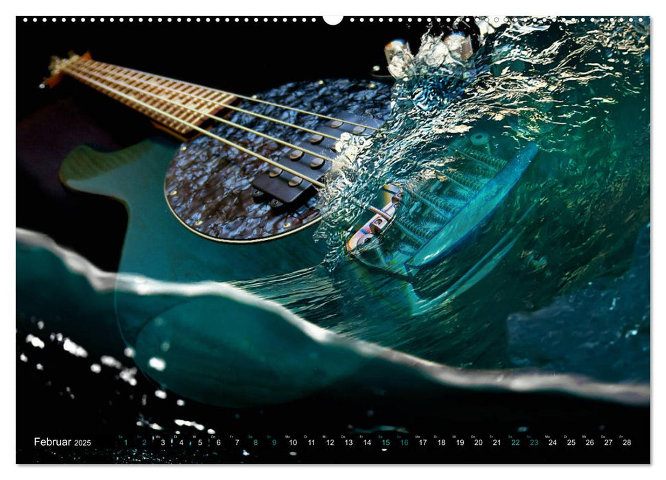 Gitarren im Wasser (CALVENDO Premium Wandkalender 2025)