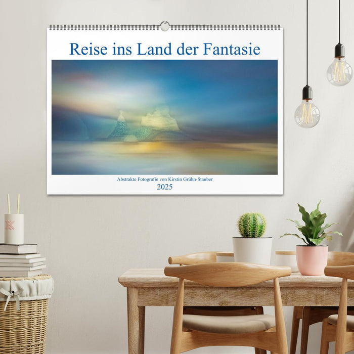 Reise ins Land der Fantasie (CALVENDO Wandkalender 2025)