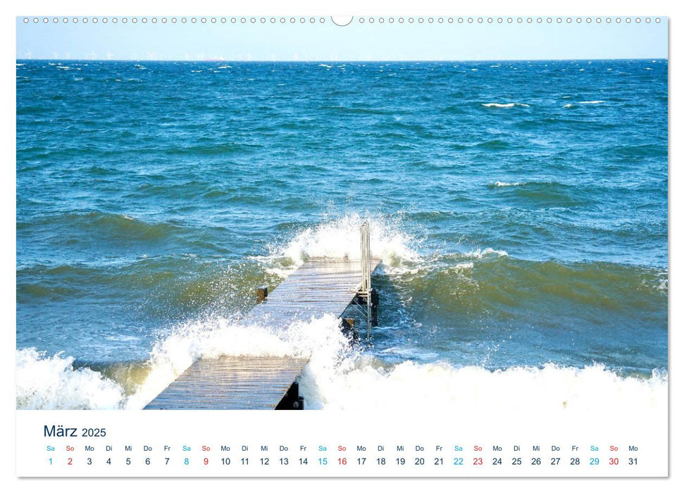 Der Fehmarn-Steg (CALVENDO Premium Wandkalender 2025)