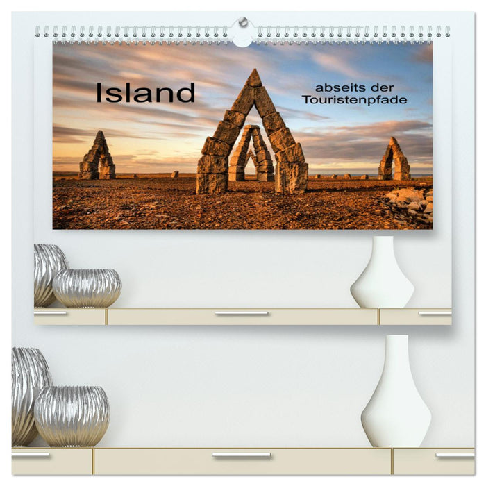 Island abseits der Touristenpfade (CALVENDO Premium Wandkalender 2025)