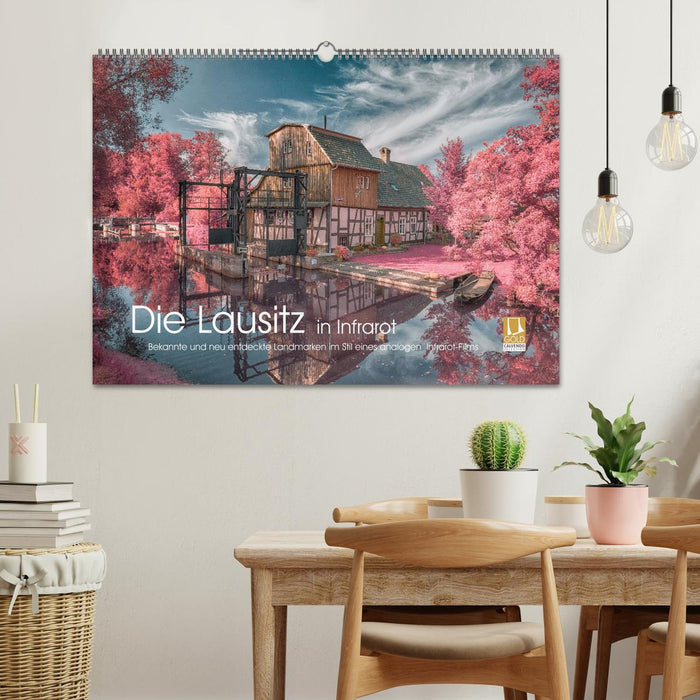 Die Lausitz in Infrarot (CALVENDO Wandkalender 2025)