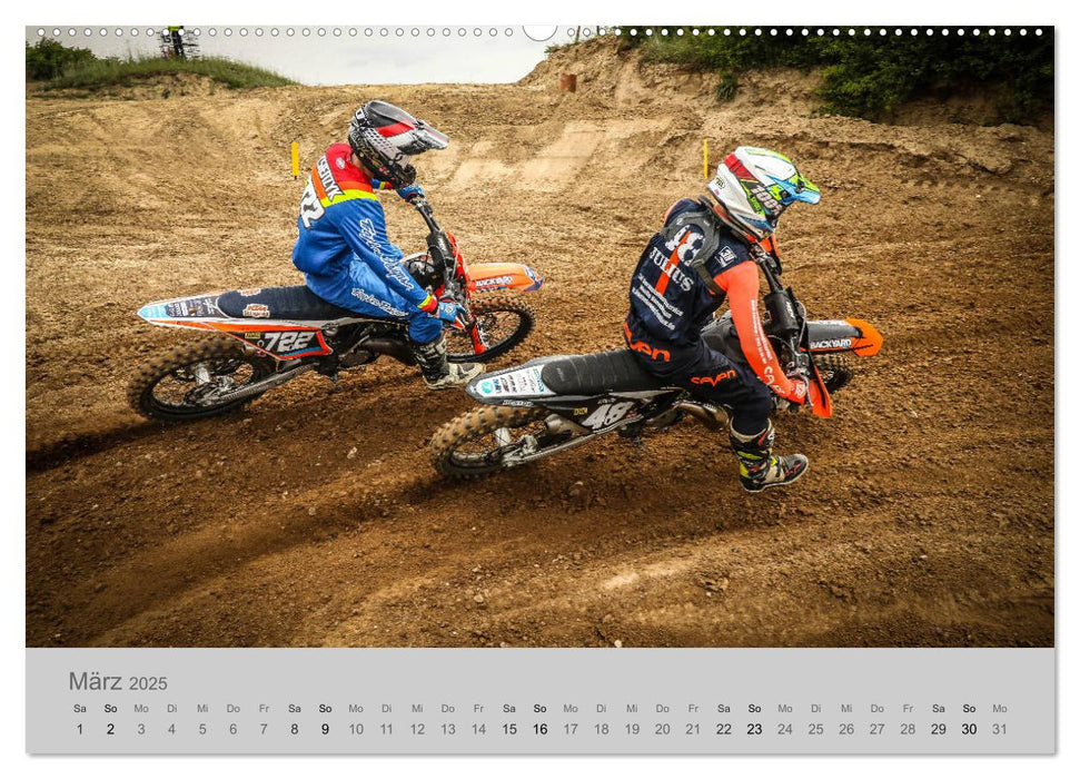 Two-Stroke racing (CALVENDO Premium Wandkalender 2025)