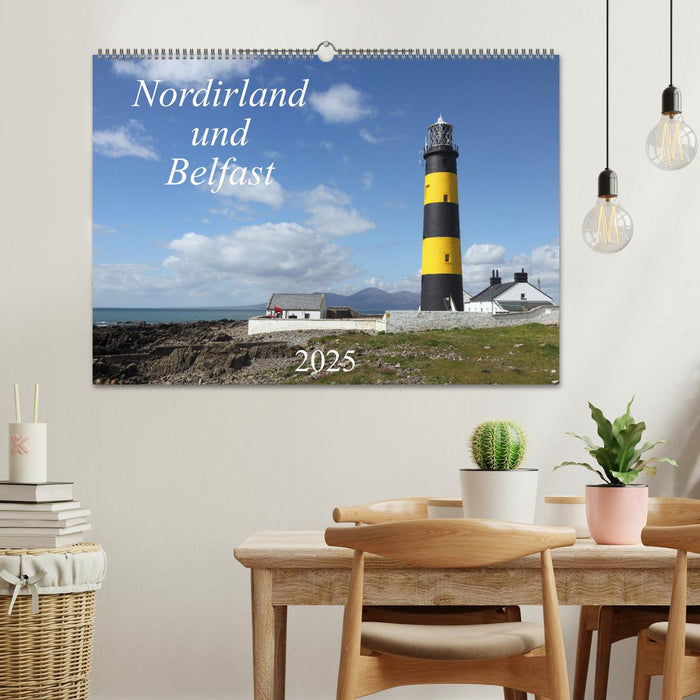 Nordirland und Belfast (CALVENDO Wandkalender 2025)