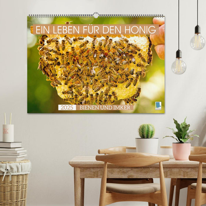 Ein Leben für den Honig - Bienen und Imker (CALVENDO Wandkalender 2025)