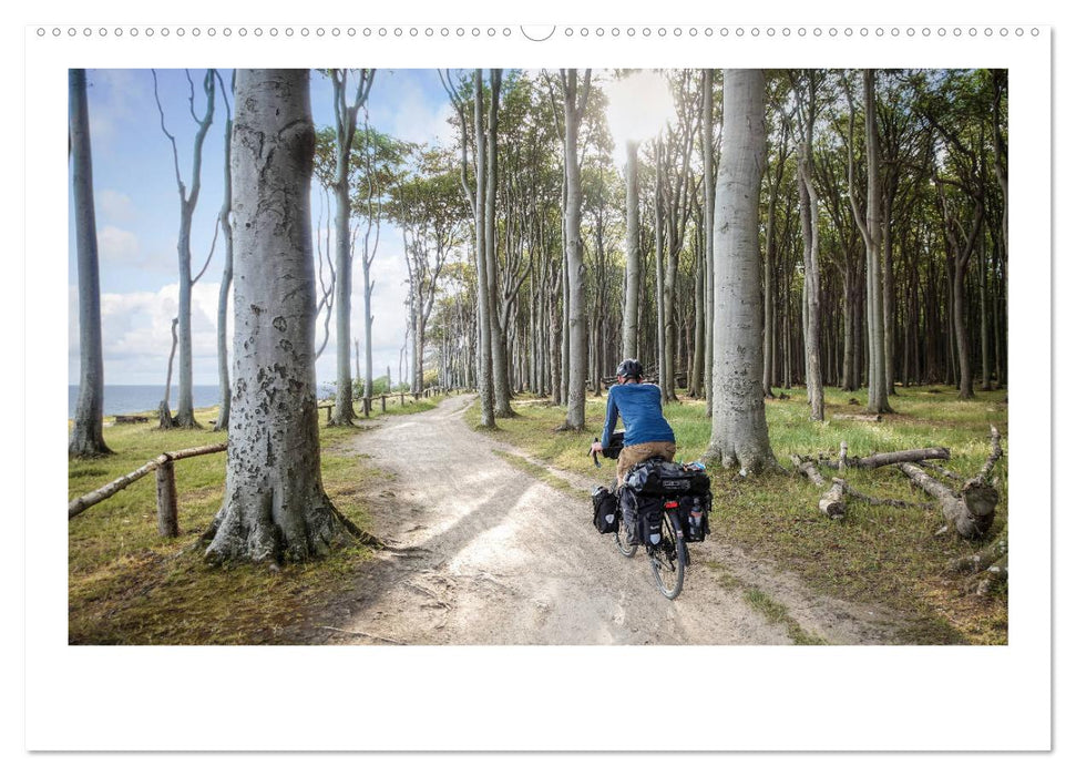 Radreiseglück Ostsee (CALVENDO Premium Wandkalender 2025)