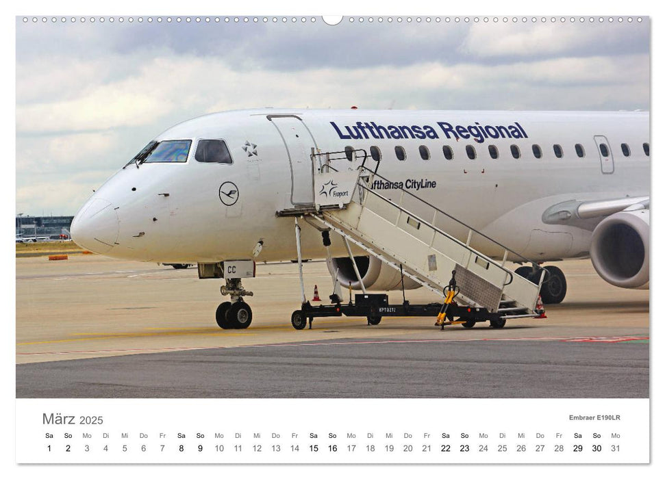 Große und kleine Flieger am Flughafen (CALVENDO Premium Wandkalender 2025)