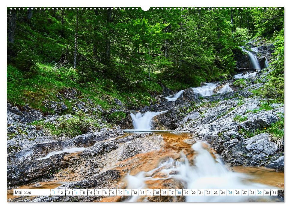 Am Wasser entlang in den Alpen (CALVENDO Premium Wandkalender 2025)