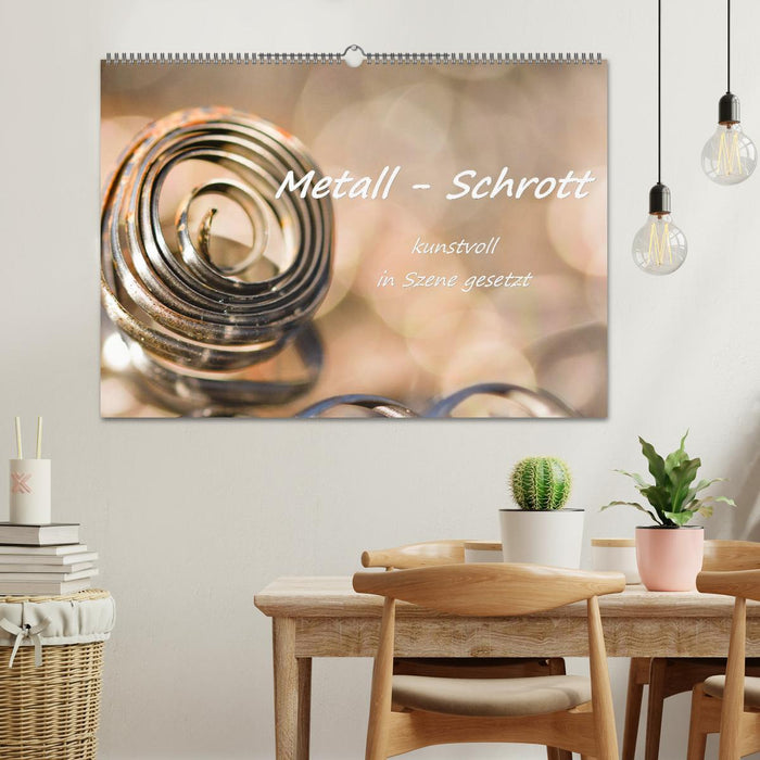 Metall - Schrott kunstvoll in Szene gesetzt (CALVENDO Wandkalender 2025)