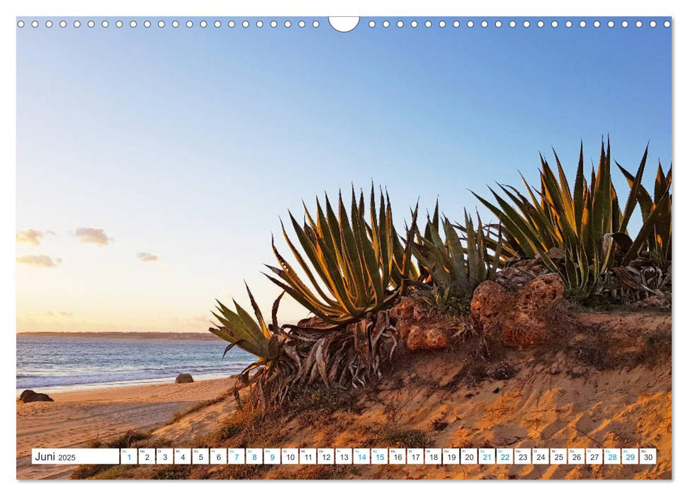 Portugals zauberhafte Algarve (CALVENDO Wandkalender 2025)