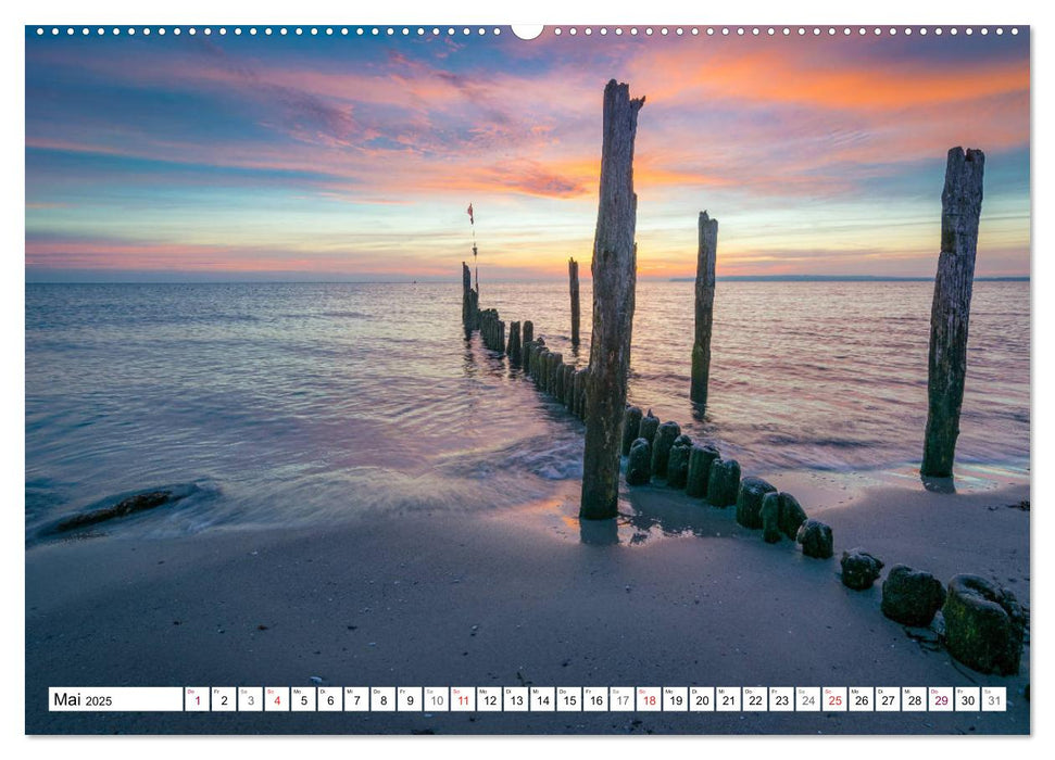 Insel Rügen - Meine wilde Ostsee-Romanze (CALVENDO Premium Wandkalender 2025)