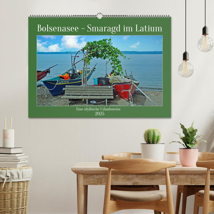 Bolsenasee Smaragd im Latium (CALVENDO Wandkalender 2025)