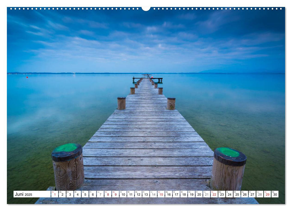 Der Chiemsee - Ansichten zum Träumen (CALVENDO Premium Wandkalender 2025)