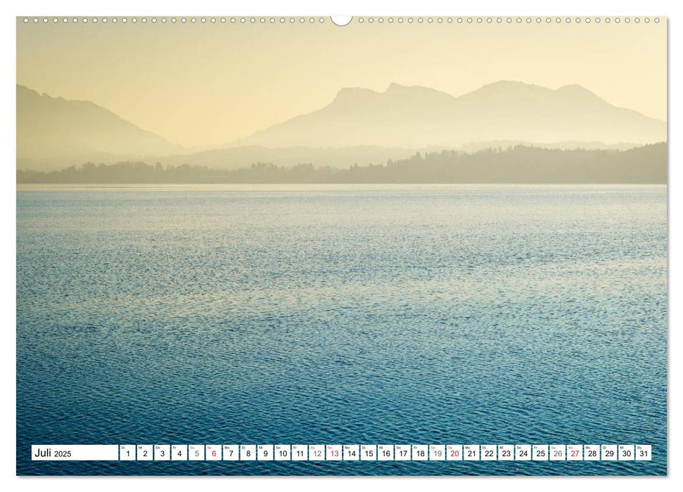 Der Chiemsee - Ansichten zum Träumen (CALVENDO Premium Wandkalender 2025)