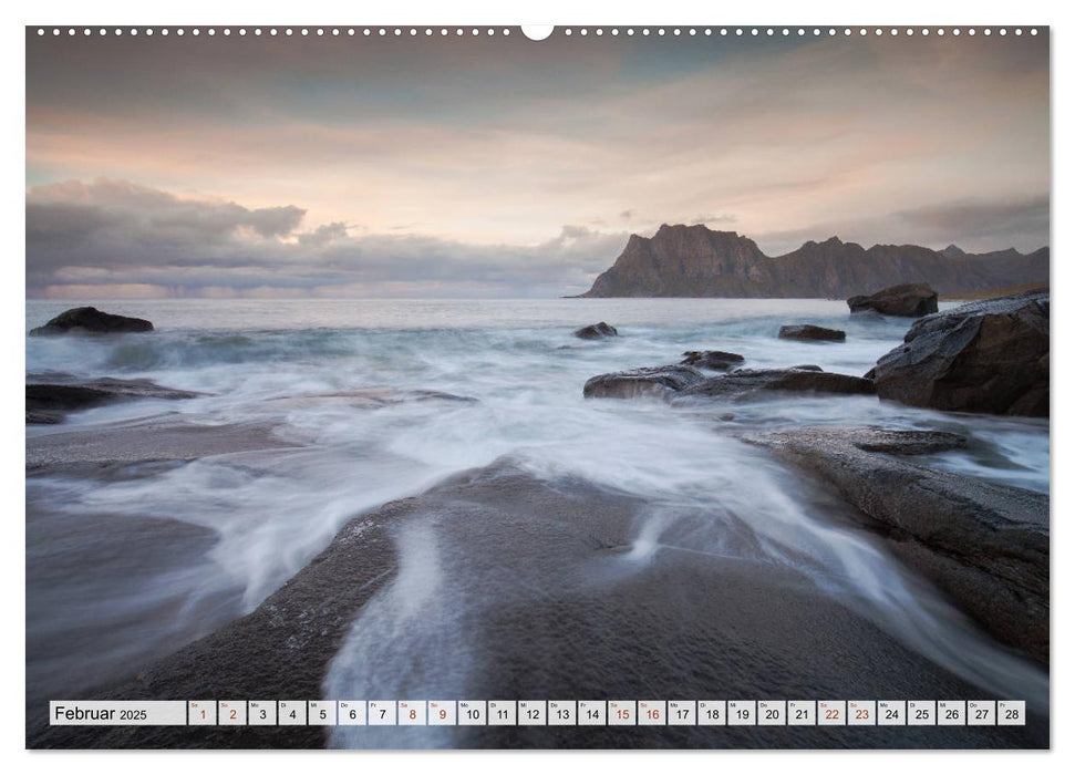 Malerische Lofoten (CALVENDO Wandkalender 2025)