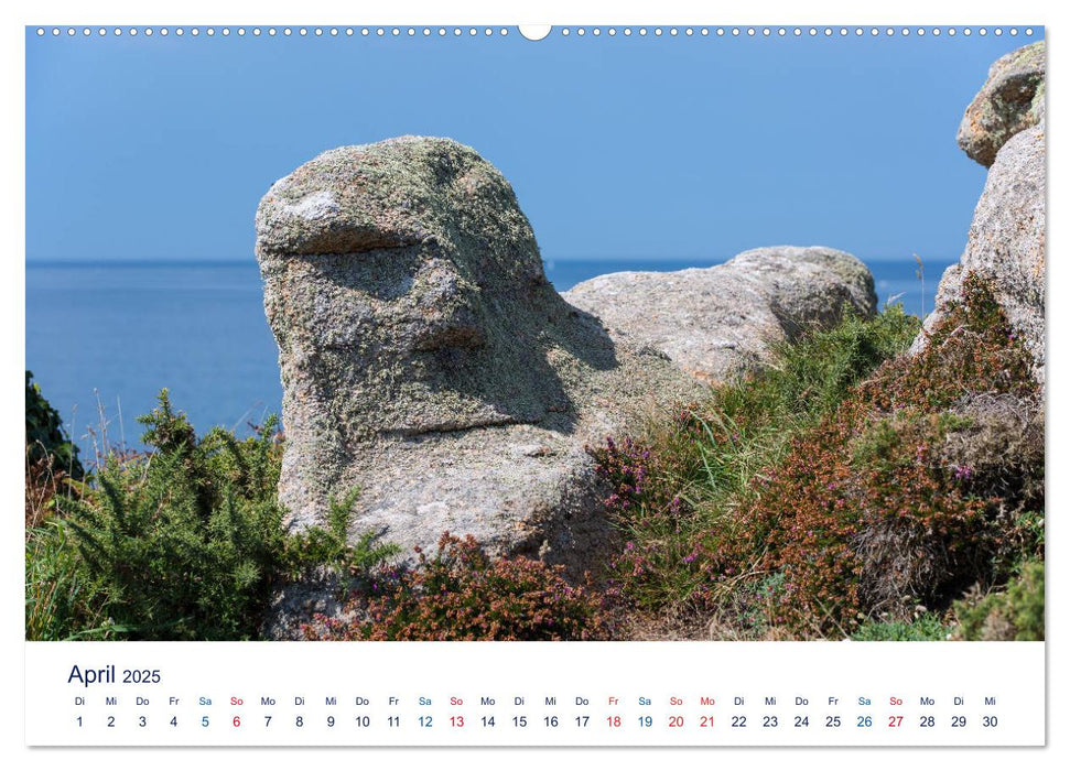 Steinköpfe an den Küsten der Bretagne (CALVENDO Premium Wandkalender 2025)