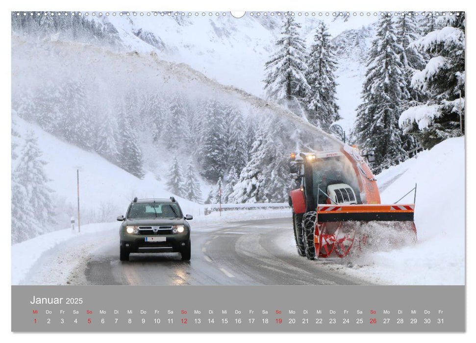 Landtechnik im Einsatz (CALVENDO Wandkalender 2025)