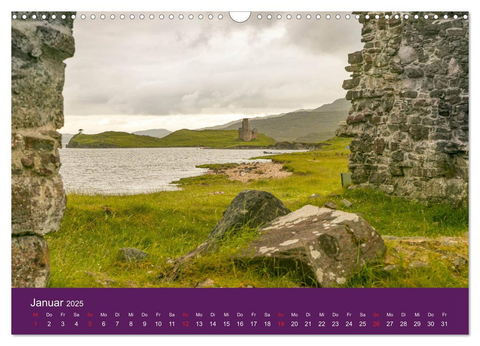 Geheimnisvolles Schottland (CALVENDO Wandkalender 2025)