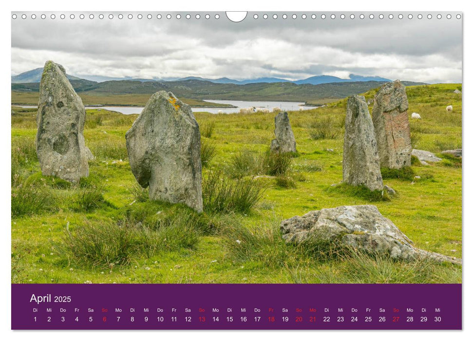 Geheimnisvolles Schottland (CALVENDO Wandkalender 2025)