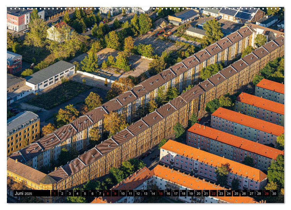 Halle an der Saale von oben (CALVENDO Premium Wandkalender 2025)