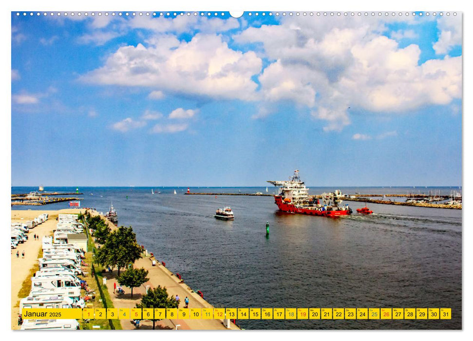 Seebad Warnemünde - Sehnsuchtsort an der Ostsee (CALVENDO Premium Wandkalender 2025)