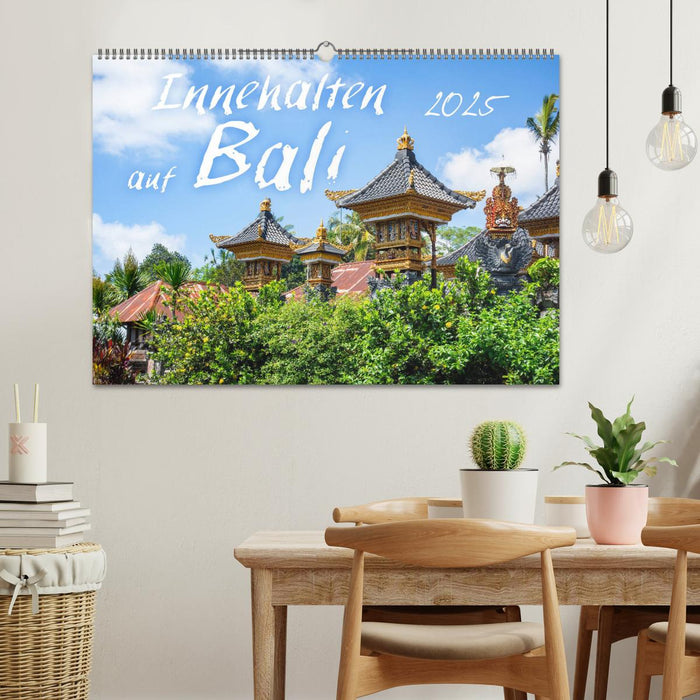 Innehalten auf Bali (CALVENDO Wandkalender 2025)