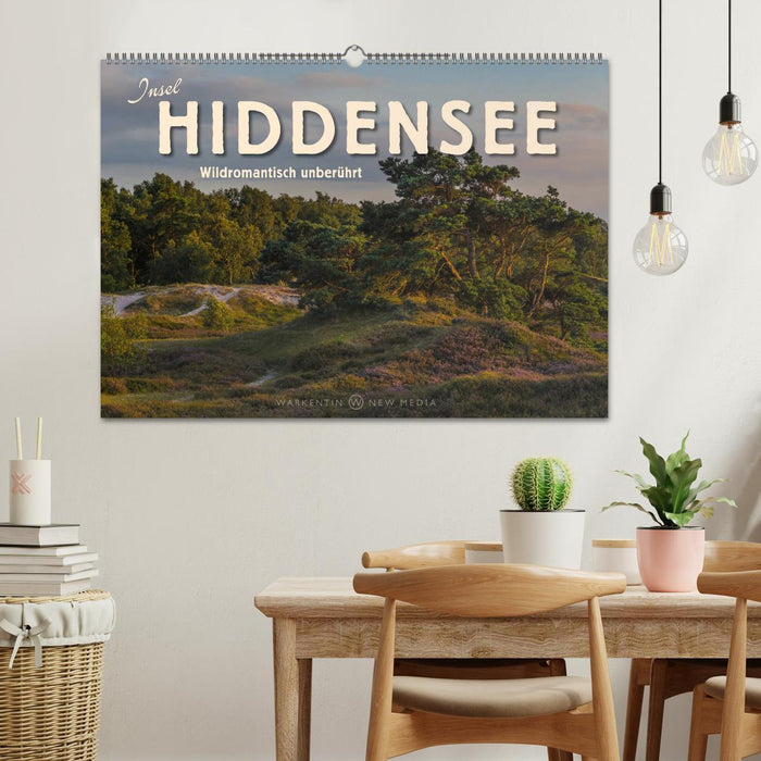 Insel Hiddensee - Wildromantisch unberührt (CALVENDO Wandkalender 2025)