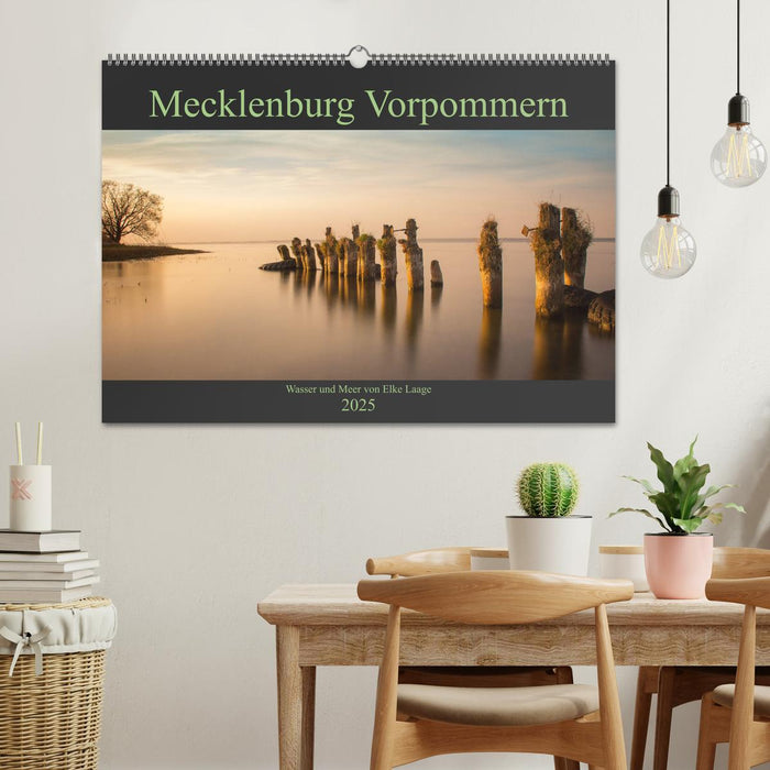 Mecklenburg Vorpommern - Wasser und Meer (CALVENDO Wandkalender 2025)