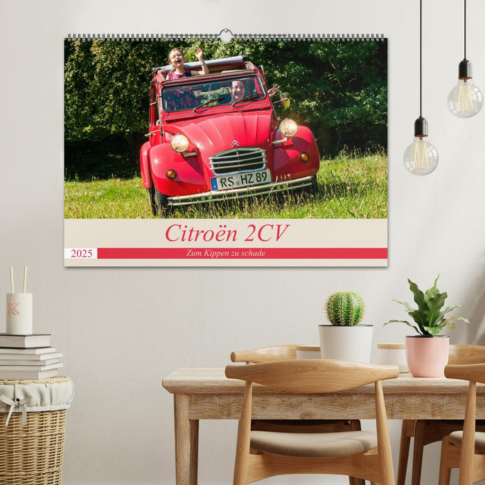 Citroën 2 CV - Zum Kippen zu schade (CALVENDO Wandkalender 2025)