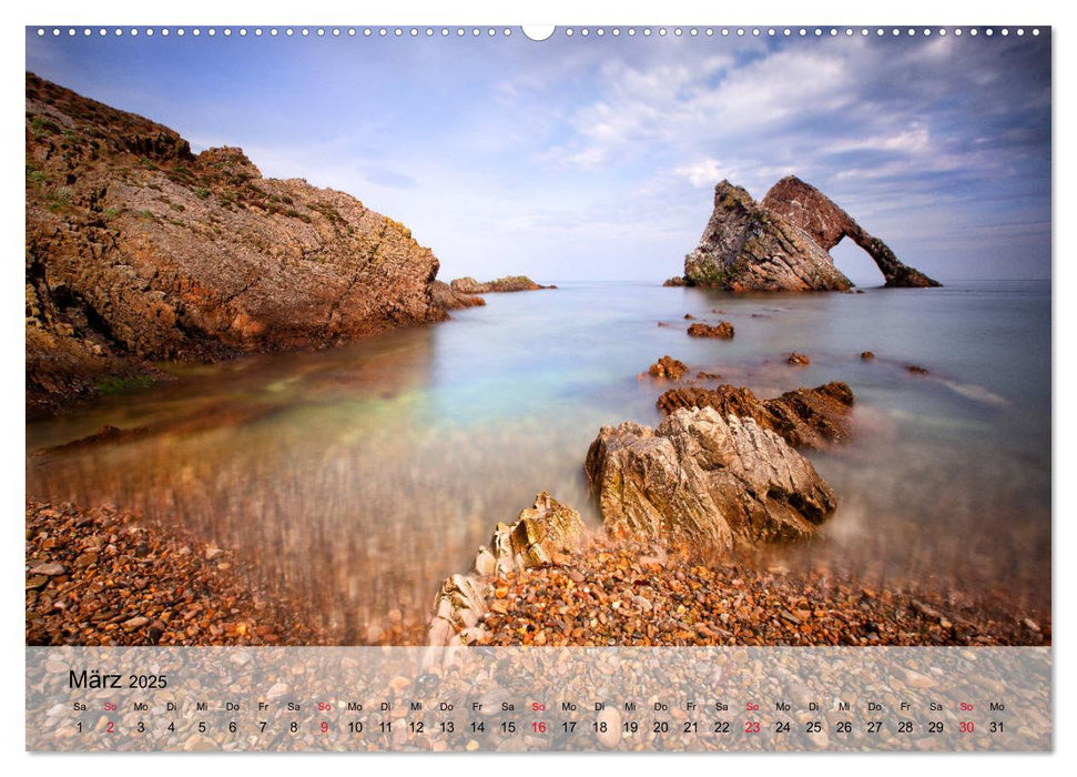 Scotland (CALVENDO Premium Wandkalender 2025)