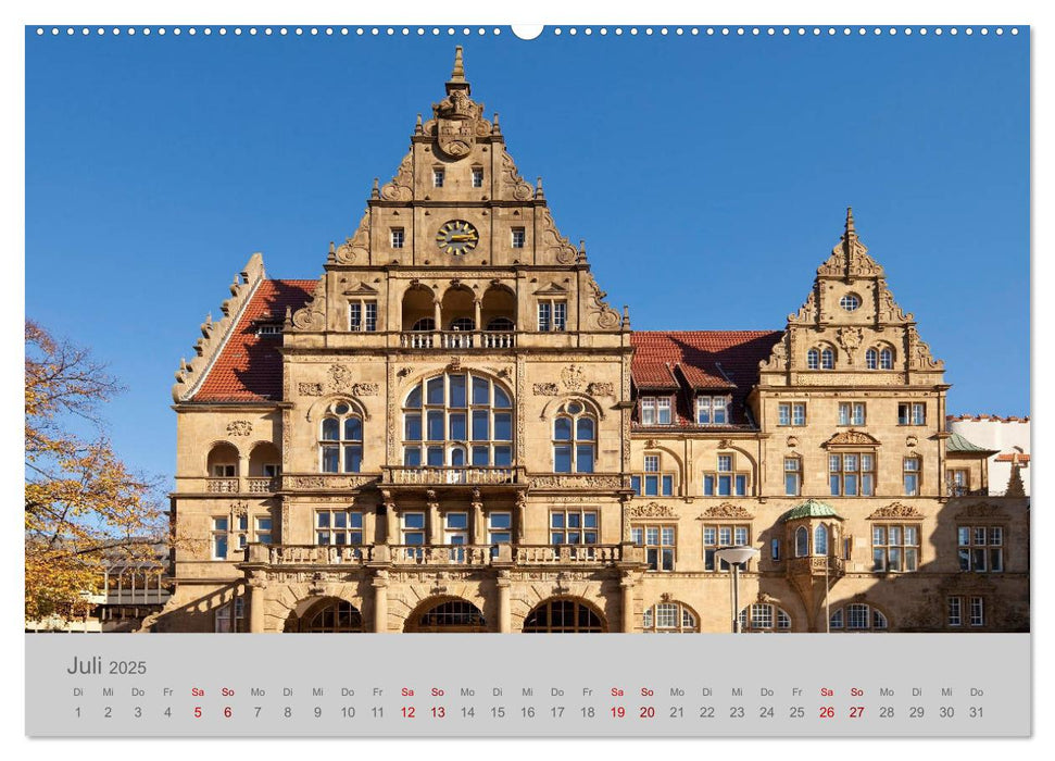 Bielefeld Am Rand des Teutoburger Waldes (CALVENDO Premium Wandkalender 2025)