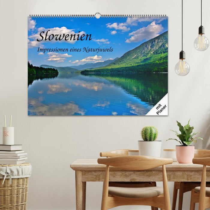 Slowenien - Impressionen eines Naturjuwels (CALVENDO Wandkalender 2025)