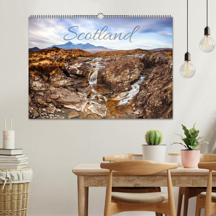 Scotland (CALVENDO Wandkalender 2025)