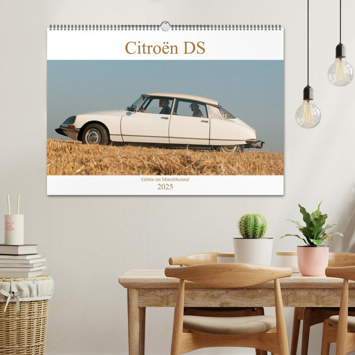 Citroën DS Göttin im Mittelrheintal (CALVENDO Wandkalender 2025)