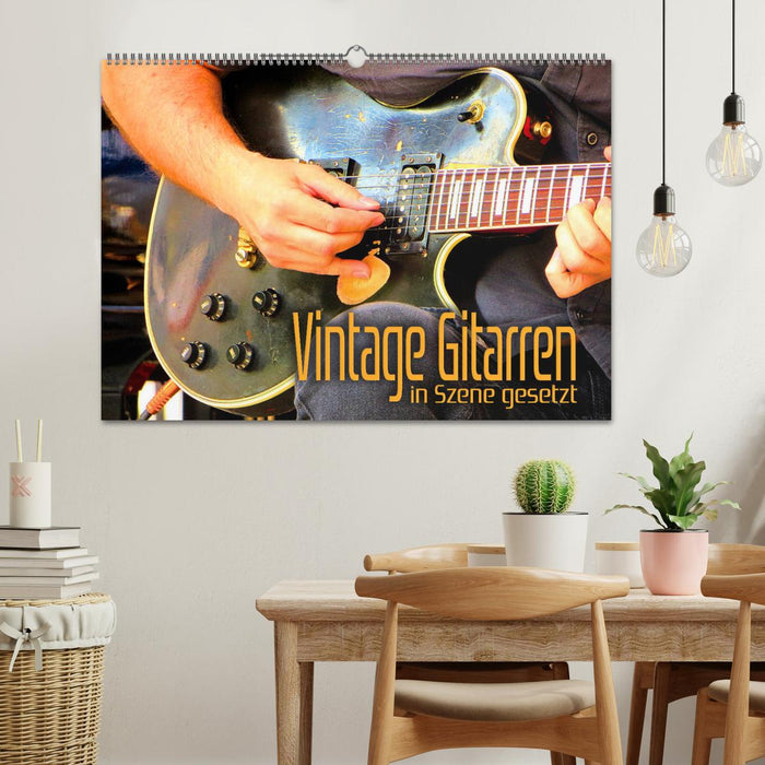 Vintage Gitarren in Szene gesetzt (CALVENDO Wandkalender 2025)