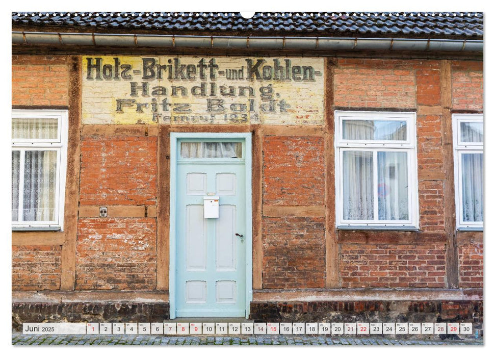 Stralsund - die historische Hansestadt an der Ostsee (CALVENDO Wandkalender 2025)