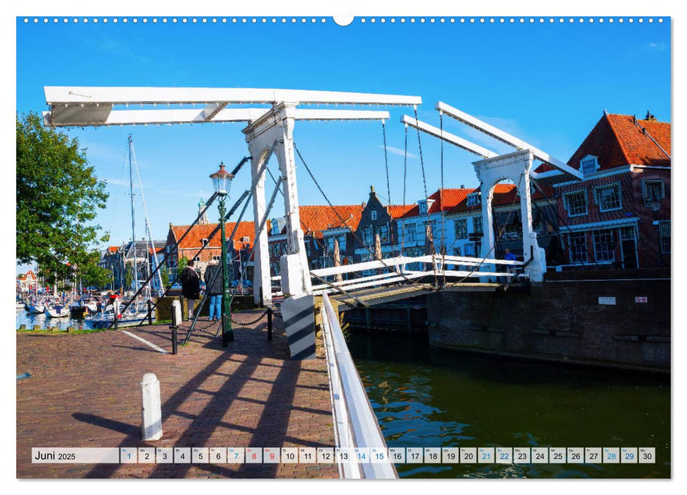 Enkhuizen - historische Hafenstadt am Ijsselmeer (CALVENDO Premium Wandkalender 2025)