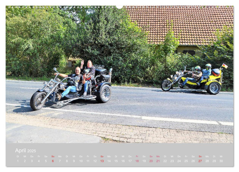 TRIKER on Tour (CALVENDO Premium Wandkalender 2025)