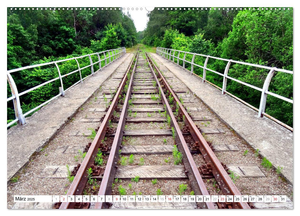 Schienen ins Nichts - Ein Stück ostpreußischer Eisenbahngeschichte (CALVENDO Wandkalender 2025)