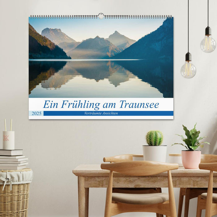 Ein Frühling am Traunsee - Verträumte Ansichten (CALVENDO Wandkalender 2025)