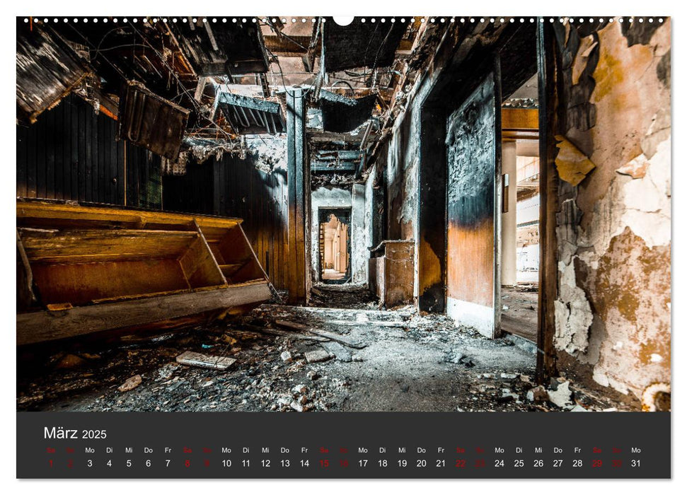 Verlassene Orte - Ein Lost Places Kalender (CALVENDO Premium Wandkalender 2025)