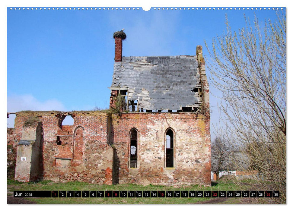 Im Paradies der Störche - Dorfkirchen als Storchkirchen in Ostpreußen (CALVENDO Wandkalender 2025)