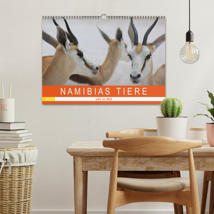 Namibias Tiere - wild im Bild (CALVENDO Wandkalender 2025)