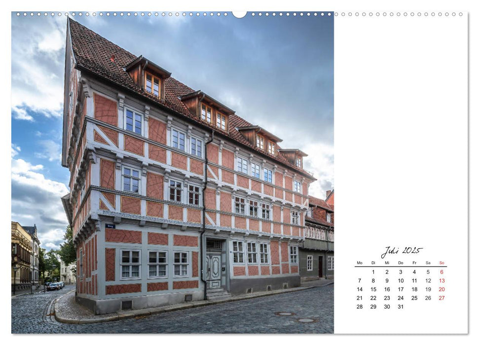 Fachwerkstadt Qudlinburg (CALVENDO Premium Wandkalender 2025)