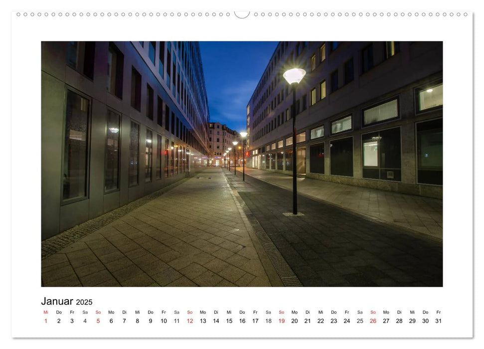 Halle bei Nacht (CALVENDO Premium Wandkalender 2025)