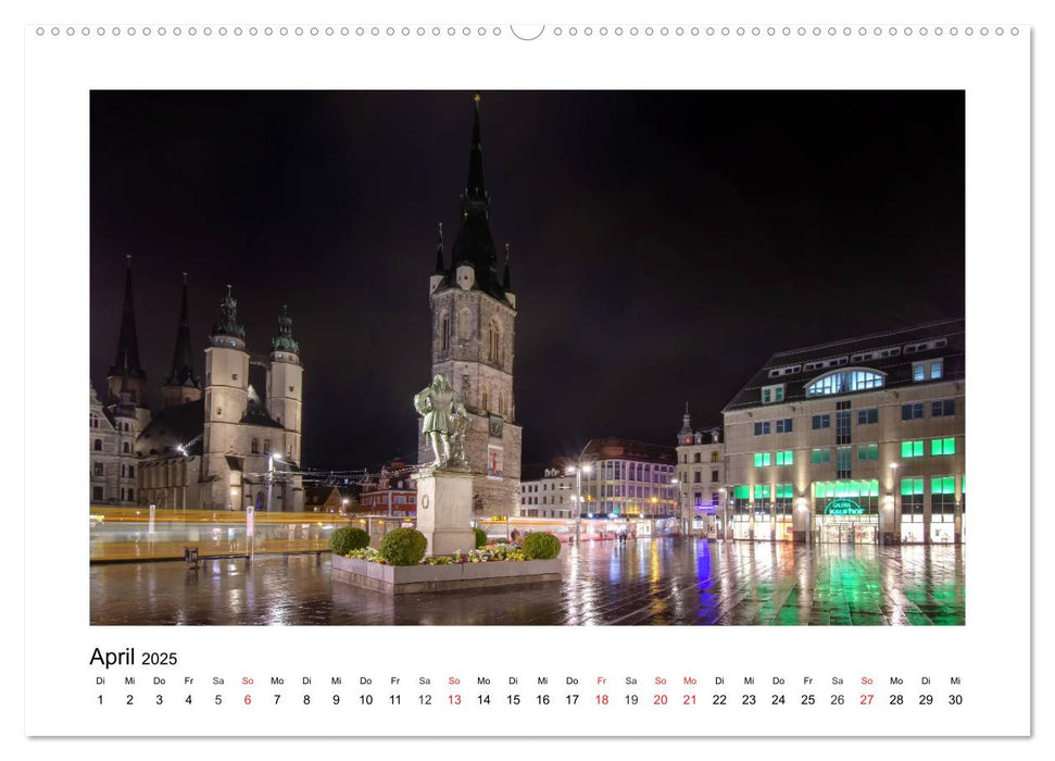 Halle bei Nacht (CALVENDO Premium Wandkalender 2025)