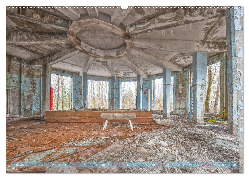 Tschernobyl - Die Sperrzone um das Atomkraftwerk (CALVENDO Premium Wandkalender 2025)