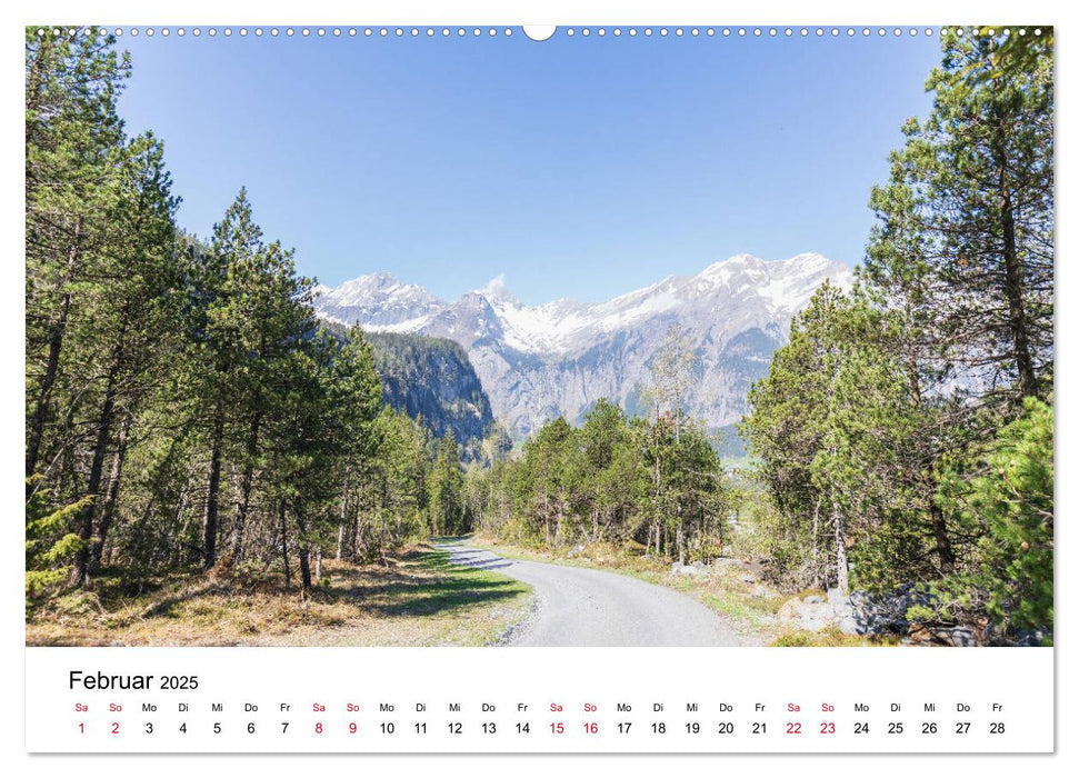 Wanderung zum Oeschinensee (CALVENDO Premium Wandkalender 2025)