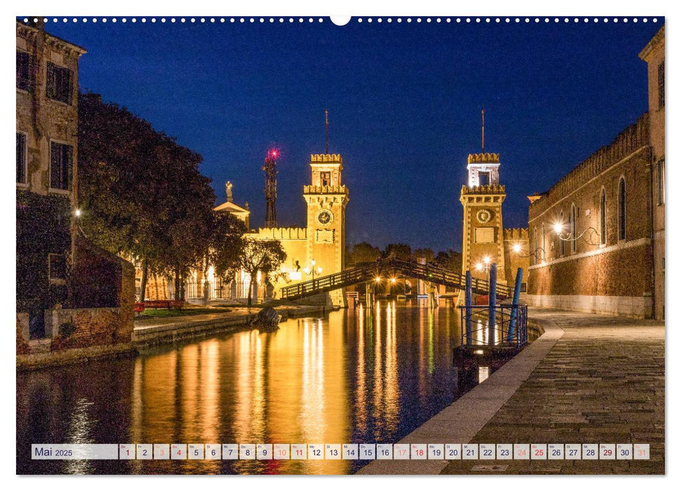 Stilles Venedig wenn es Nacht wird (CALVENDO Premium Wandkalender 2025)