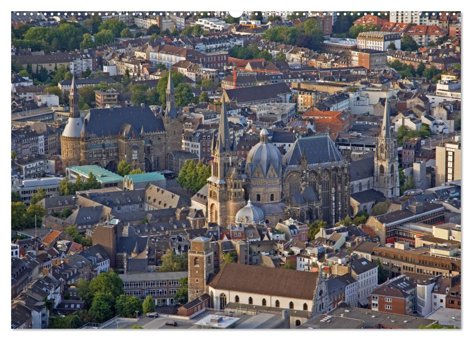 Aachen aus der Luft - Eine Fahrt mit dem Heißluftballon (CALVENDO Premium Wandkalender 2025)