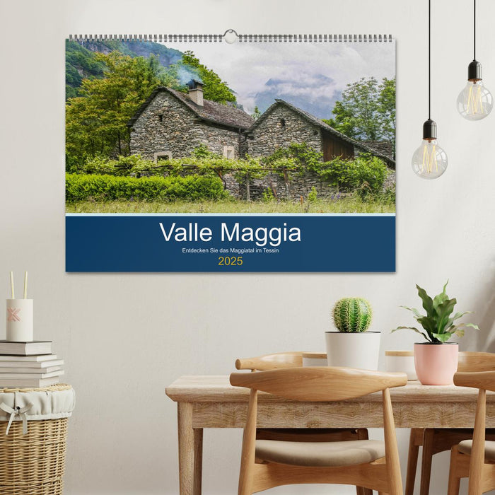 Valle Maggia - Entdecken Sie das Maggiatal im Tessin (CALVENDO Wandkalender 2025)